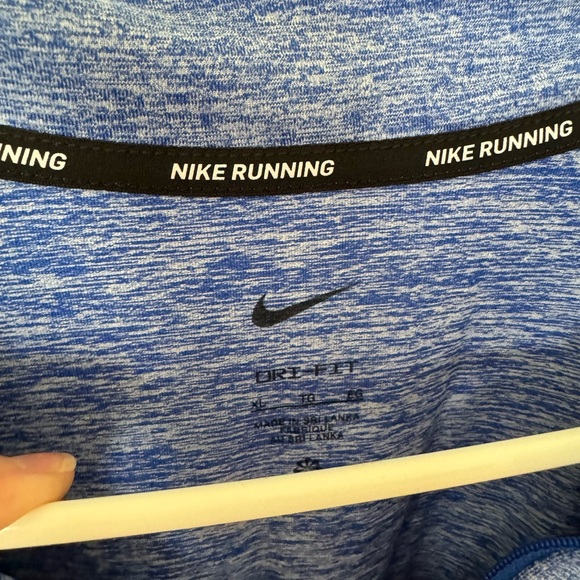 Men’s Nike quarter zip XL - Picture 2 of 4